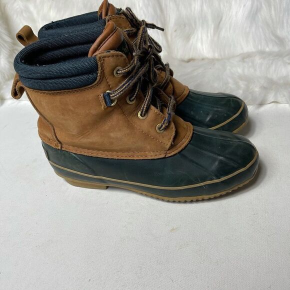 Thom McAn women’s thermolite Duck  lace up boots navy blue and tan leath… - Picture 2 of 6